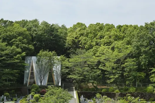 Sayama Forest Chapel - dettaglio tegole in alluminio