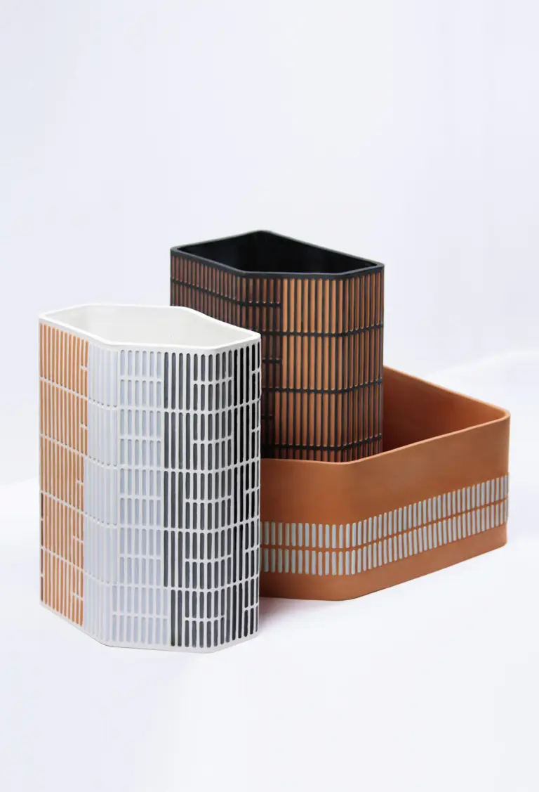 Loggi Set di Tramastudio - composizione dei tre vasi ceramici