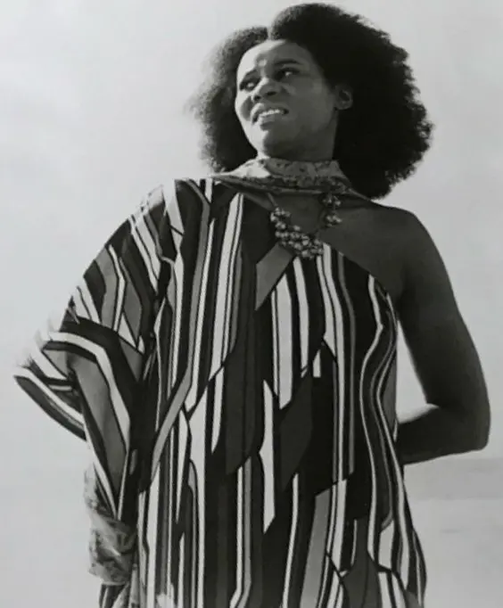 Ritratto di Alice Coltrane, 1972